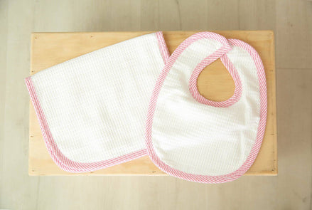 Bib / Burp Cloth Set - Pink