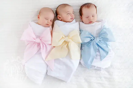 Bow Swaddle - Broadcloth