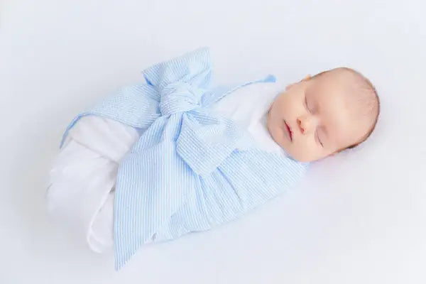 Bow Swaddle - Seersucker