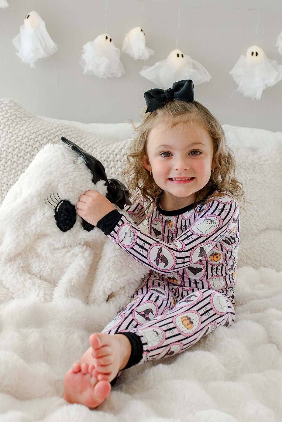 Halloween Glow-in-the-Dark Two-Piece Bamboo Pajama Set | Galloween
