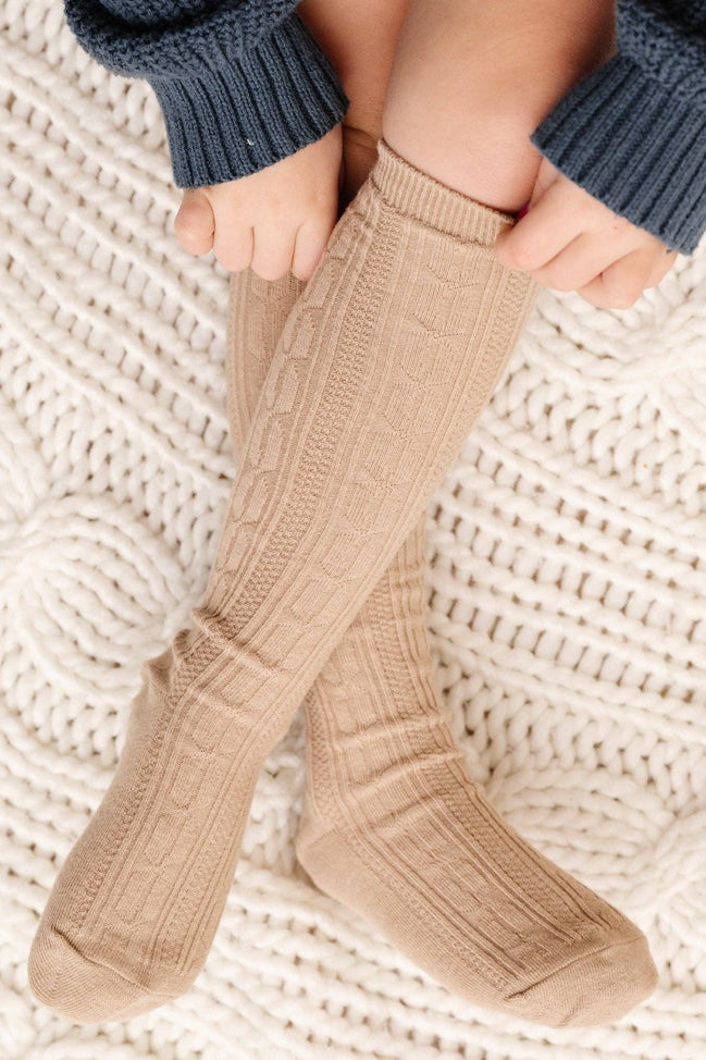 Oat Cable Knit Knee High Socks
