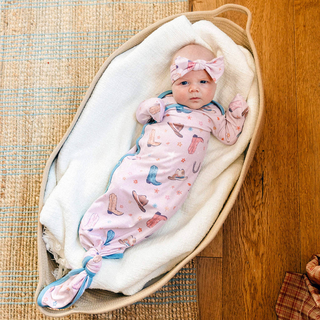 Newborn Knotted Gown - Cheyenne