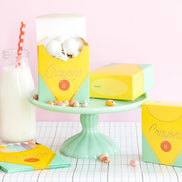 BTS1008 - Occasions by Shakira - Crayon Treat Boxes