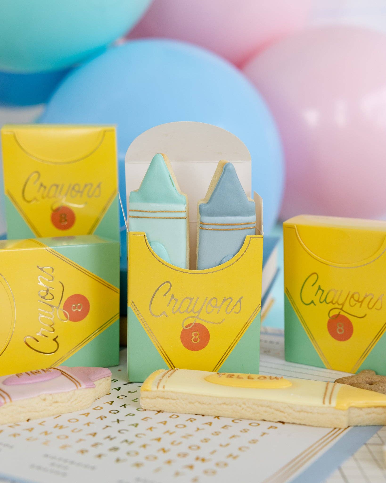 BTS1008 - Occasions by Shakira - Crayon Treat Boxes